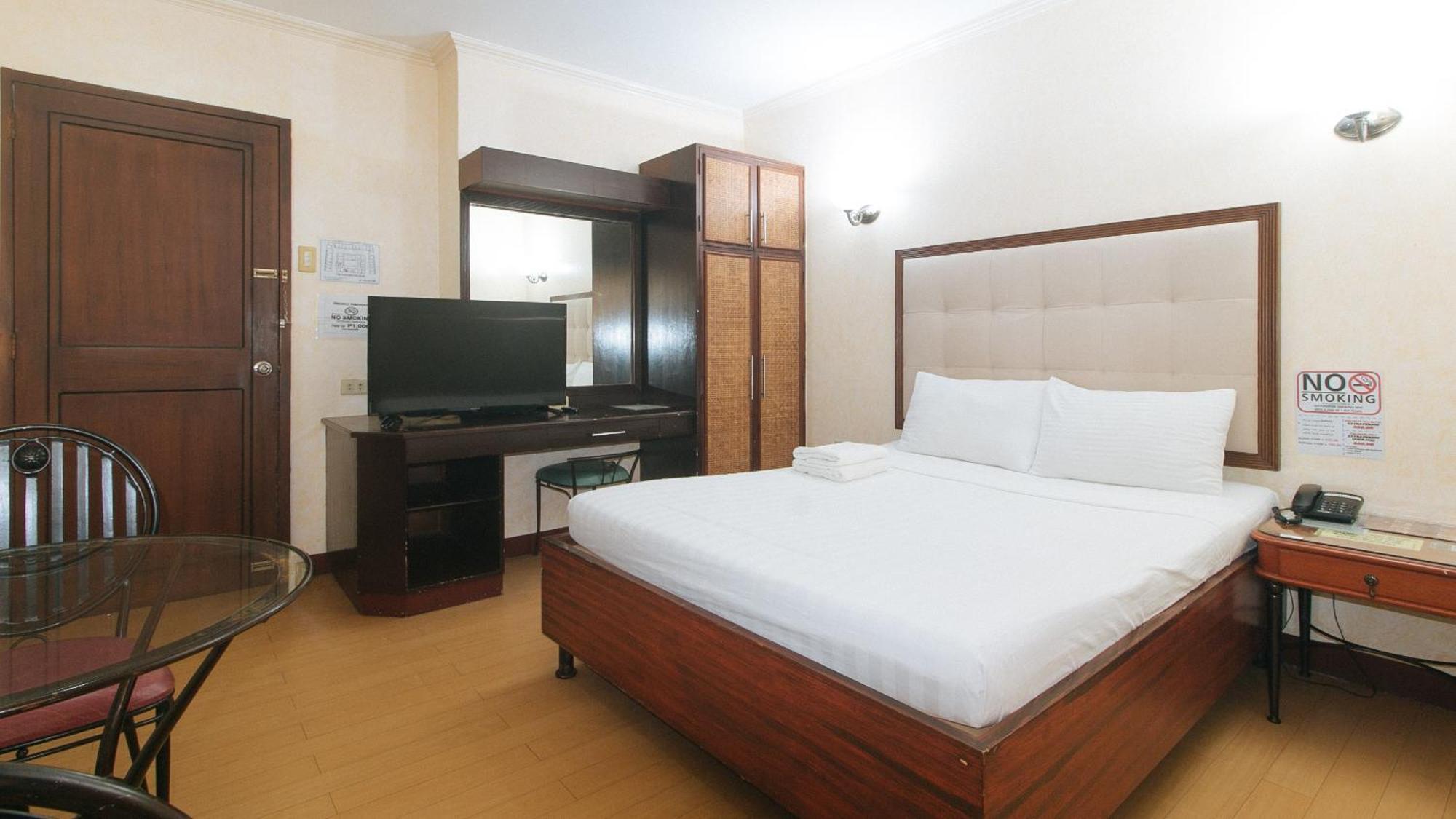 Mabalacat Bliss Hotel Dau מראה חיצוני תמונה