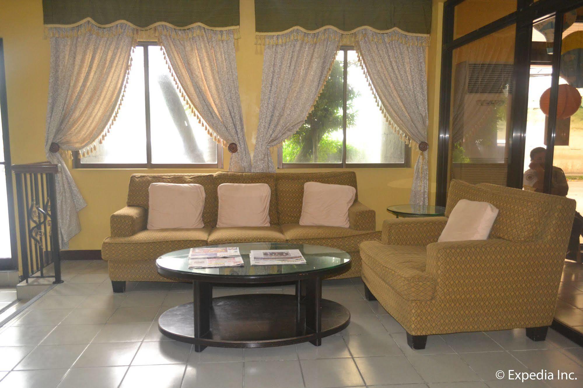 Mabalacat Bliss Hotel Dau מראה חיצוני תמונה
