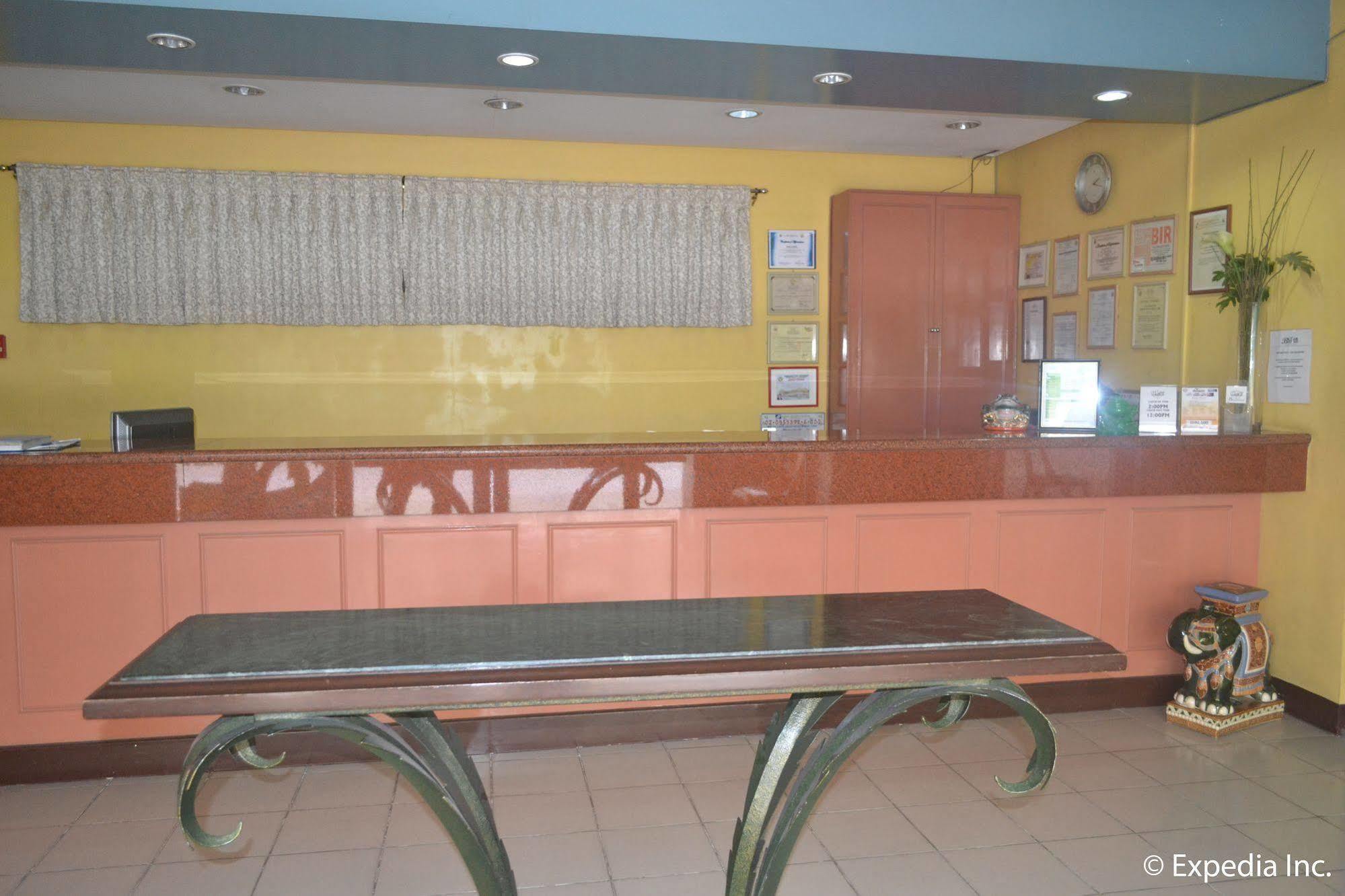 Mabalacat Bliss Hotel Dau מראה חיצוני תמונה