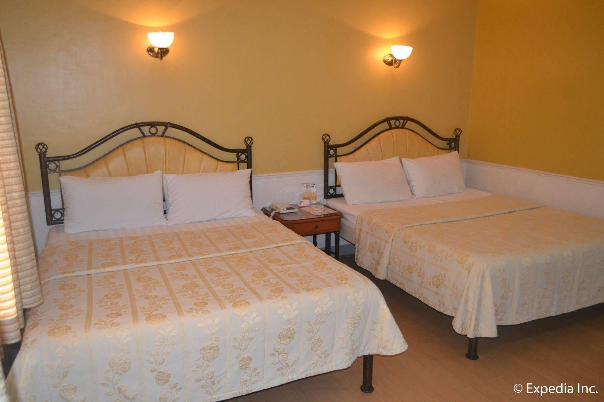 Mabalacat Bliss Hotel Dau מראה חיצוני תמונה